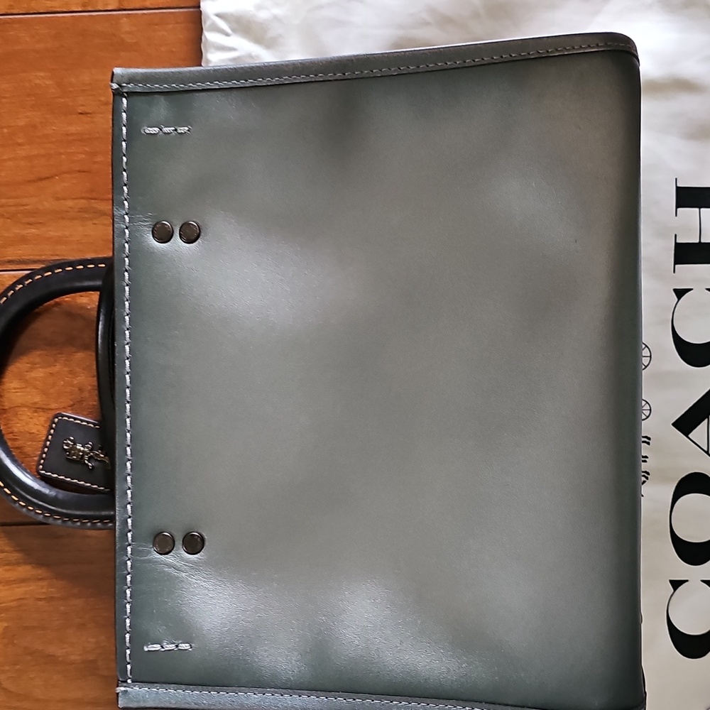 Coach X Keith Haring Rogue Bag 25 - Rare and Pristine Condition! - Picture 5 of 16